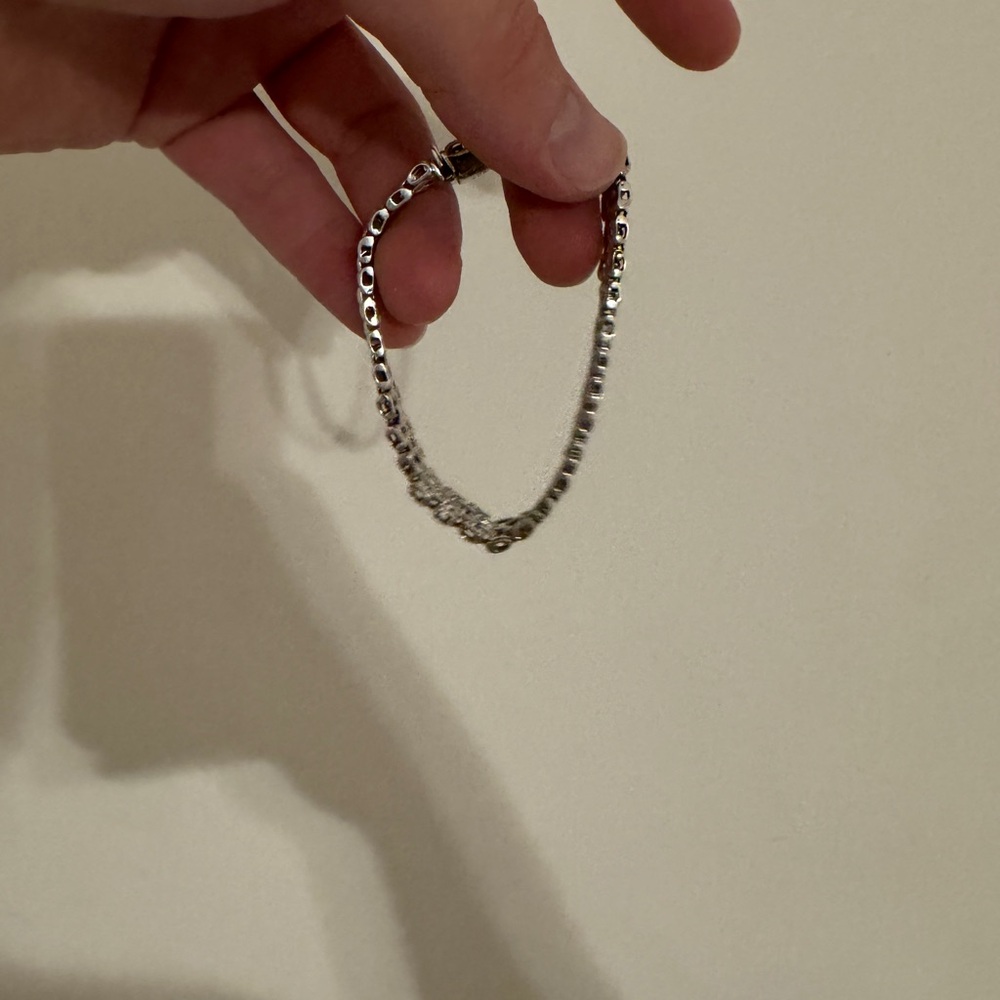 Elegant Silver Bracelet - Picture 3 of 5